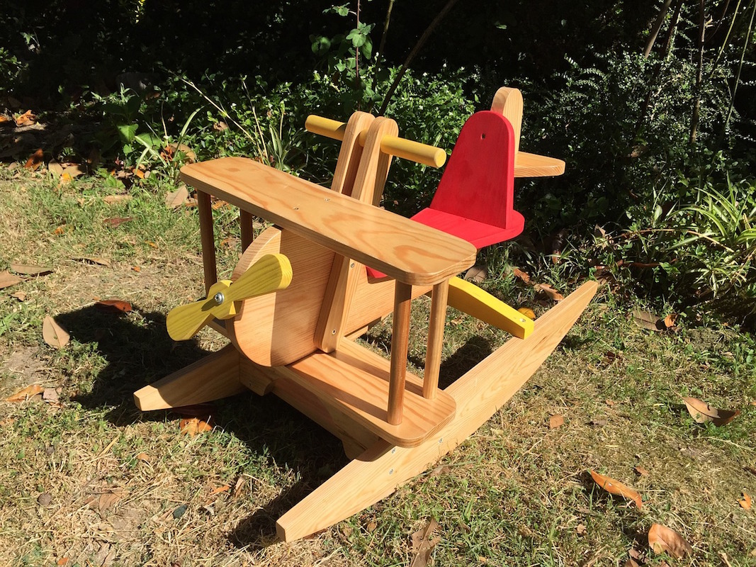 Holzflugzeug, Spielzeug für 3 - 4 Jahre alte Kinder